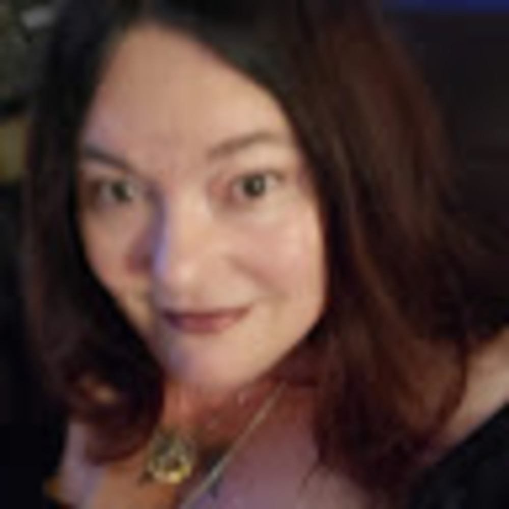 Meet your Posher, Leah